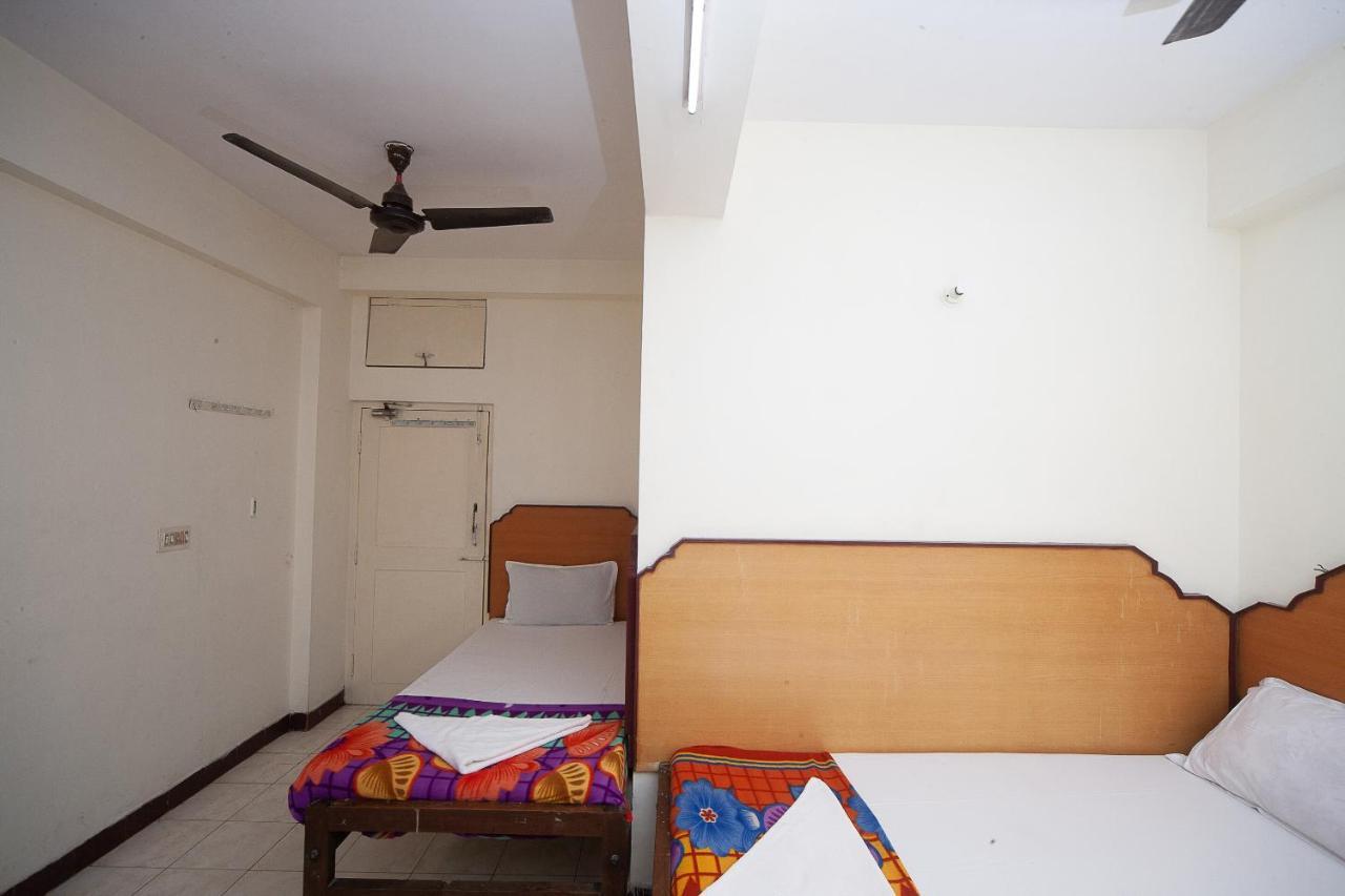 Spot On 38565 Hotel Surya Thiruvengadam St Chennai Exterior foto